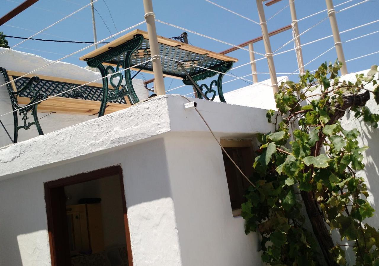Marthas Traditional House Symi Exterior photo
