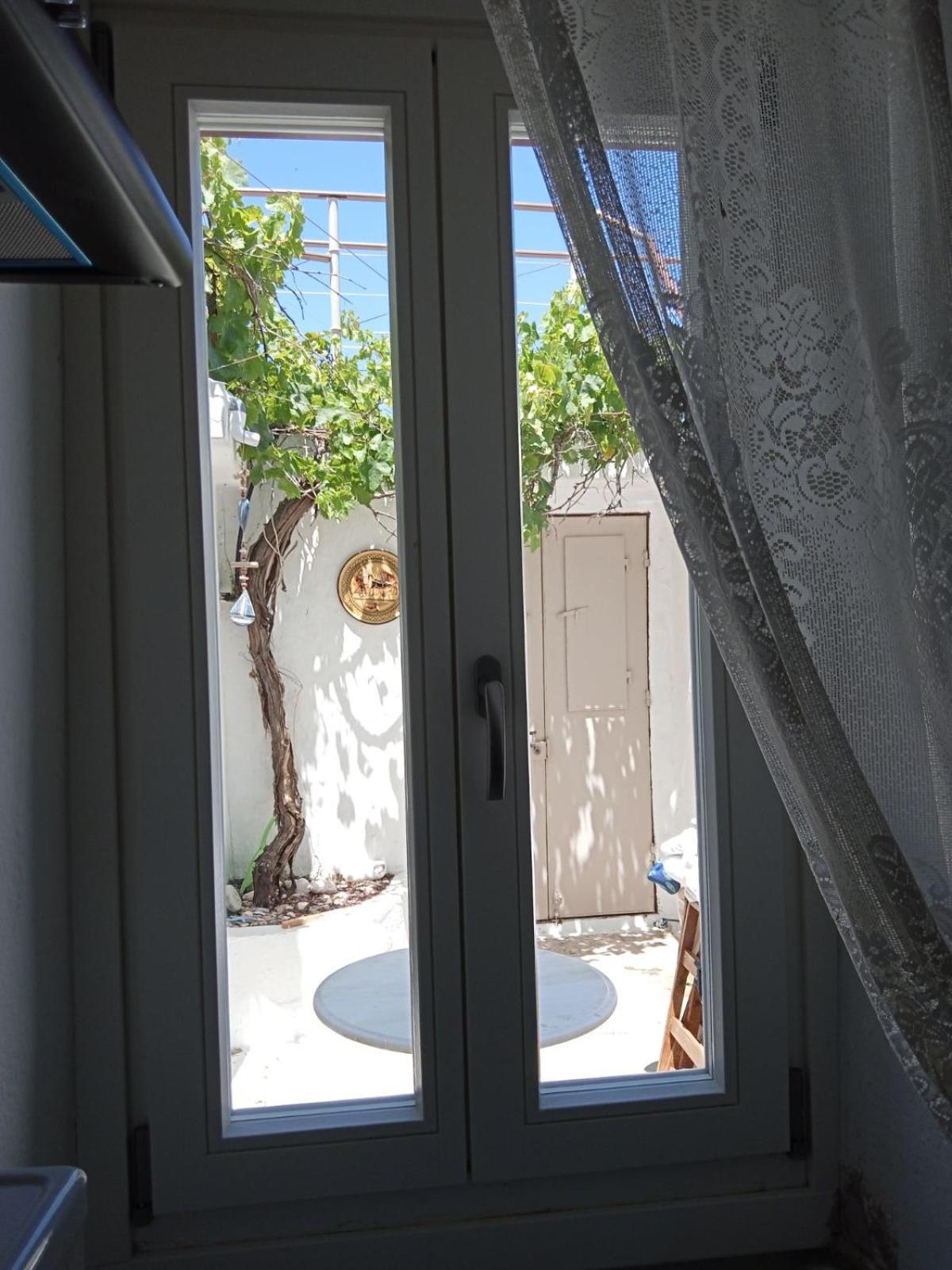 Marthas Traditional House Symi Exterior photo